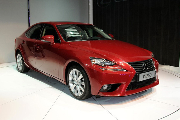 不吐不快 2013上海車展受爭(zhēng)議的熱點(diǎn)車型